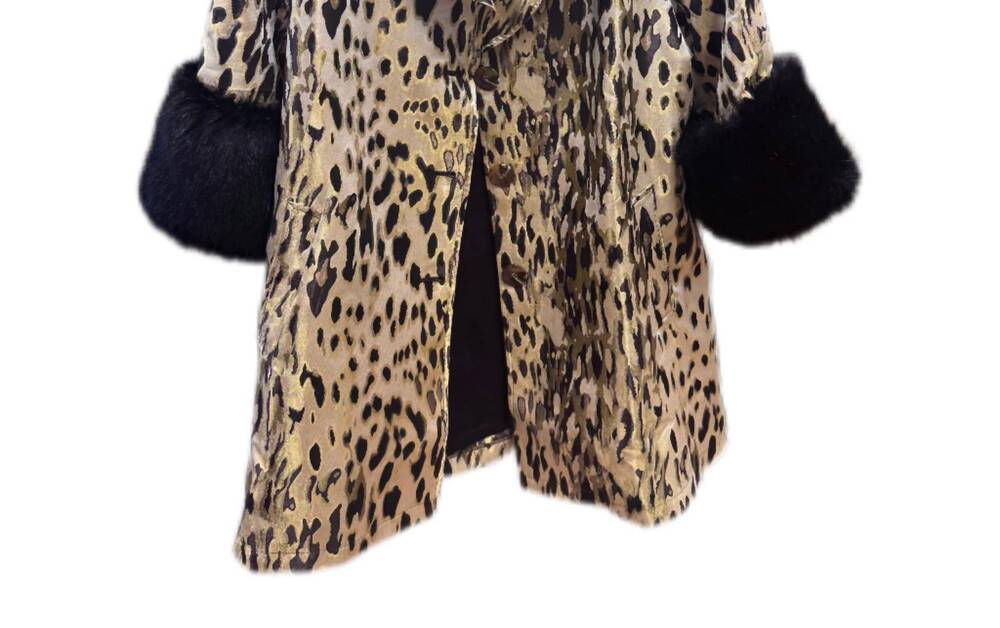 NEW BEREK women's leopard jacquard topper jacket in gold